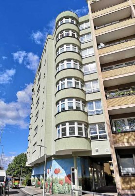 *Gut geschnittene Etagenwohnung im 5. Obergeschoss - HELL und RUHIG gelegen