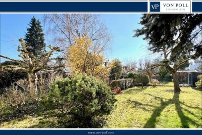 VON POLL - BAD HOMBURG: Attraktives Reihenendhaus mit sonnigem Garten und Garage