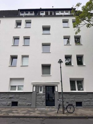 Zwei umfassend energetisch sanierte Mehrfamilienhäuser mit nachhaltiger Vermietungssituation