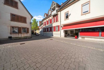 Mehrfamilienhaus mit Gewölbekeller, Scheune
– Solide Kapitalanlage mit historischem Charakter