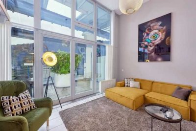 Kurzzeitvermietung 2-Raum-Penthouse-Wohnung mit 121 m² , gehob. Innenausstattung, Balkon