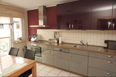 Ansprechende 3,5-Zimmer-Wohnung mit Balkon und Einbauküche in Fußgönheim