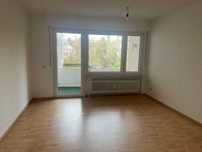 Direkt am Kurpark / Frisch renovierte Wohnung wartet auf Sie!