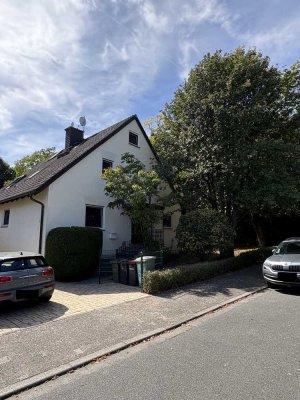 Studenten-WG-Zimmer teilrenoviert, 15 min zum Hauptbahnhof (Bus)