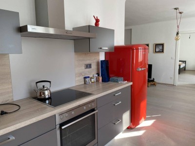 Neuwertige Eigentumswohnung mit guter Anbindung + Balkon, U4 Schönbrunn