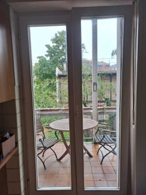 4-Zimmer- Altbauwohnung in der Südweststadt
