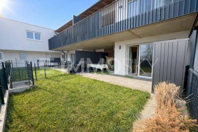 Neuwertige Gartenwohnung mit großer Terrasse