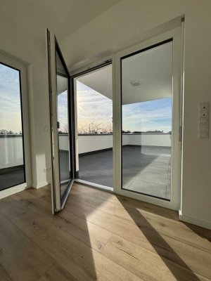 Exklusive Penthouse-Wohnung** Küche, Klima und traumhafte Dachterrasse