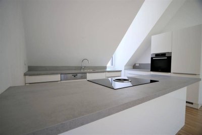 3-Zimmer-Dachgeschoßwohnung mit großer Terrasse in 5020 Salzburg - zur Miete