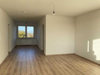 Moderne helle 3-Zimmer-Wohnung mit Balkon und Fahrstuhl!