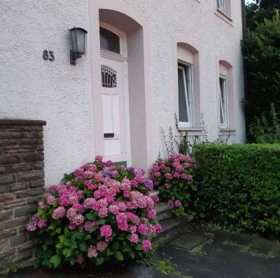 Hochwertig renovierte Altbauwohnung - zentrale lage in Bensberg