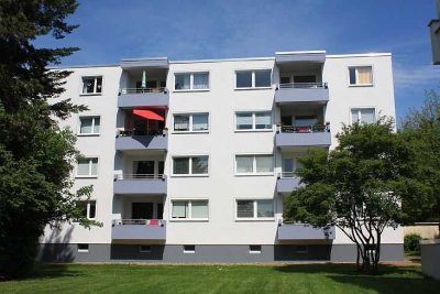 +++ 4 Zimmer mit Balkon und 2 Bädern +++