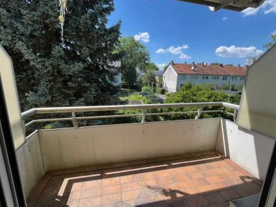 Sanierte Wohnung mit Balkon und Stellplatz nach Wunsch