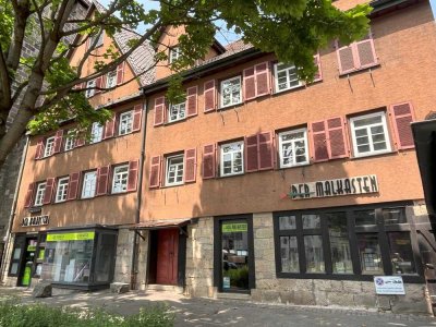3-Zi-Altbau-Whg., Esslingen am Wolfstor, rustikal und modern, mit EBK