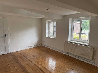 Helle 2 Zimmer Erdgeschoss Wohnung in Bordelum