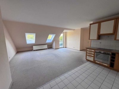 2-R.-DG mit Dachterr. 67qm, Lift, TG-Stlp., 35qm Wohnz./offene EBK