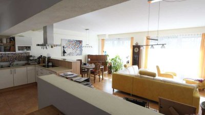 Citynah I XXL-Wohnen mit Flair I offenes Wohn-/Esszimmer I 4 Schlafzimmer I Balkon I Keller