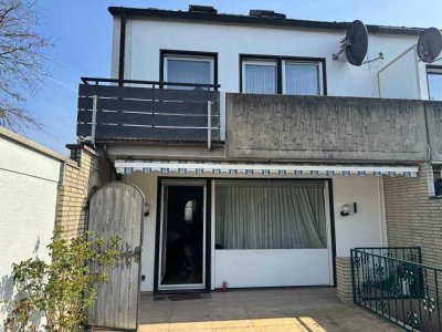 ++Doppelhaushälfte + Terrasse + kleiner Garten+ Garage++