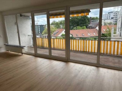 2 Zimmer Wohnung (72qm) mit Balkon
