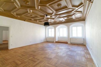 Wohnen an der Theresienstraße + Altstadt Ingolstadt + ca. 130 m² + 3 ZKB + Saniert!