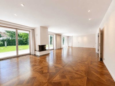 Repräsentative Villa in bester Lage. Großzügige Räume und schöner Garten.
