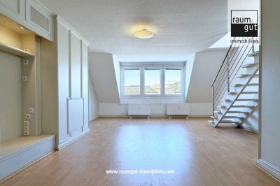 Erstbezug nach Sanierung - Stilvolle Maisonettenwohnung mit Dachterrasse im Düsseldorfer Zentrum