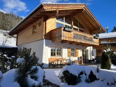 Neuwertiges luxuriöses Chalet in den südlichen Kitzbüheler Alpen mit Panoramablick, provisionsfrei vom Eigentümer (Mietrendite, USt-Abzug)