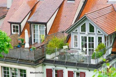 Ihr neues Zuhause: 2-Zimmer-Wohnung mit Balkon & Garage