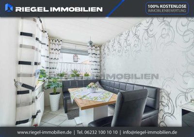 Sie hier? Wir auch! Gepflegtes Stadthaus mit flexiblem Wohnkonzept, gr. Innenhof mitten im Zentrum