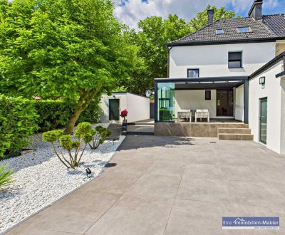 Einziehen.Wohlfühlen.Ankommen – Ihr kernsaniertes Traumhaus mit Wintergarten, XXL-Garten & 5 Garagen