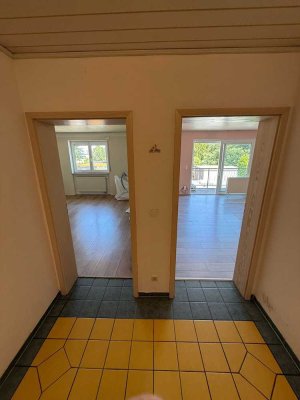 2 Zi.-Wohnung mit Balkon sucht Mieter!