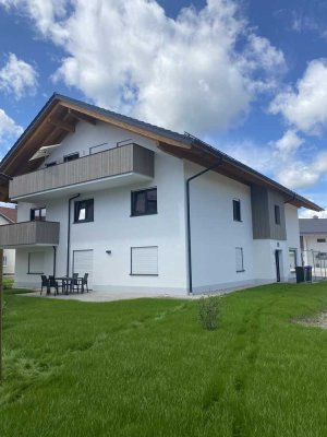 Bergpanorama 3-Zimmer-Neubauwohnung  OG mit Balkon - Übersee am Chiemsee