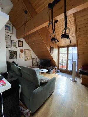 Charmante 3 Zimmer Maisonettewohnung mit Dachterrasse und Tiefgaragenstellplatz in der Altstadt