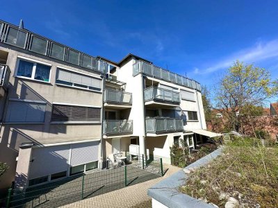 Schöne 2-Zi.-Whg. m. Südbalkon u. EBK - top vermietet - in ruhiger und zentraler Lage
