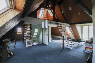 Charmanter Altbau mit 3-4 Einheiten auf großem Grundstück–Ideal für Selbstnutzer und Kapitalanleger