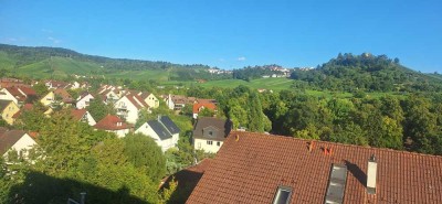 Gepflegte 3-Zimmer Dachgeschosswohnung in Stuttgart-Untertürkheim für max. 2 erwachsene Personen