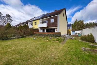 Großzügiges Reiheneckhaus mit Traumgarten, Balkon & Garage