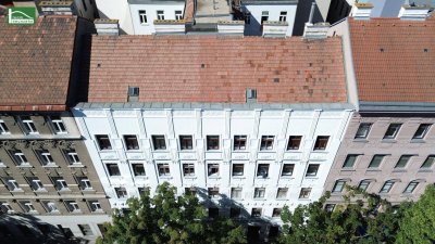 Unsanierte Wohnung in begehrter Lage im schönen Altbau - Stuwerviertel - Nähe Vorgartenmarkt