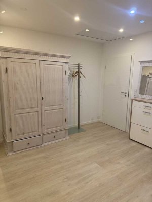 möbl. WG Zimmer mit Duschbad in einem EFH