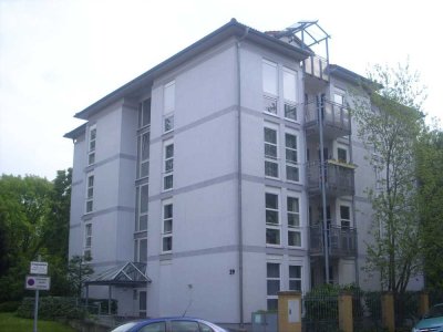 Ideal für Senioren! Charmante 2-Zimmer-Wohnung mit Balkon in Leipzig