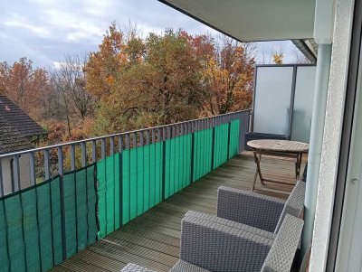 Miete auf Zeit: Moderne 3-Zi-Single-Wohnung mit Panoramabalkon /direkt a. Wiesbadener Kreuz