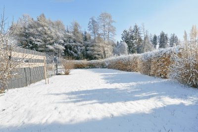 Neuwertige 4-Zimmer-Garten-Maisonette mit großzügigem Garten und hochwertiger Ausstattung