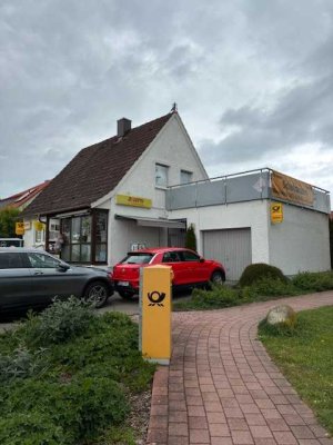 freistehendes Wohnhaus mit Garage