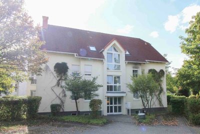 Bezugsfertigte 2-Zi.-Whg. mit großem Balkon und PKW-Stellplatz im Goethepark
