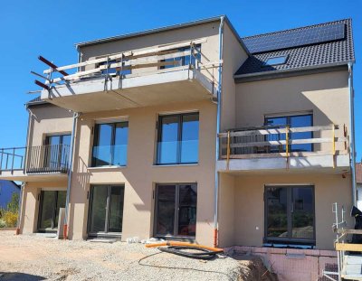 Moderne 2-Zimmer-Erstbezugswohnung in Amberg-Ammersricht – KfW 40 QNG, Balkon, EBK & Tiefgarage