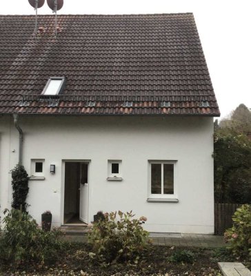 Gepflegtes 6-Zimmer-Reihenendhaus mit EBK in Mallersdorf-Pfaffenberg, Mallersdorf-Pfaffenberg