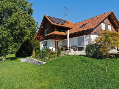 Landhaus-Villa mit drei Wohnungen bei Radolfzell am Bodensee