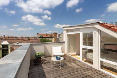 Traumhaftes Penthouse mit 2 Terrassen und Blick auf den Fernsehturm in Mitte
