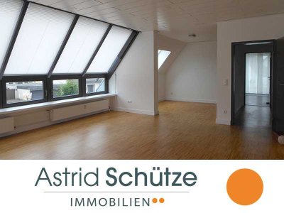 Attraktive Wohnung in modernem Dreifamilienhaus