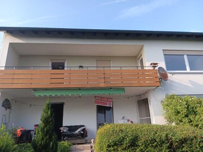 Freundliche 4-Zimmer-Wohnung mit EBK in Wallerstein